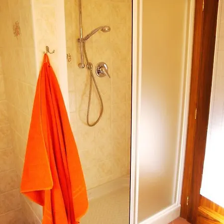 Bed & Breakfast Il Rifugio Di Charly Cona (Emilia-Romagna)